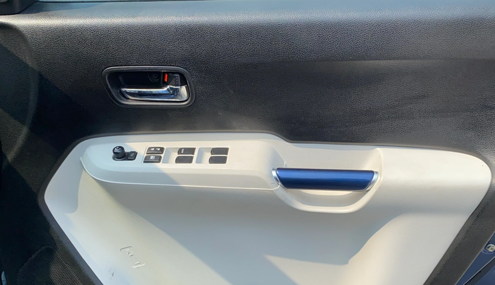 2020 Maruti IGNIS ZETA 1.2, Petrol, Manual, 46,503 km, Driver Side Door Panels Control