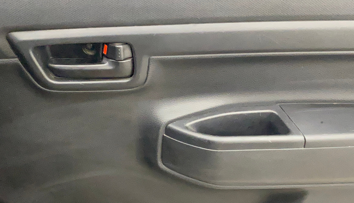 2024 Maruti S PRESSO VXI+, Petrol, Manual, 19,060 km, Driver Side Door Panels Control