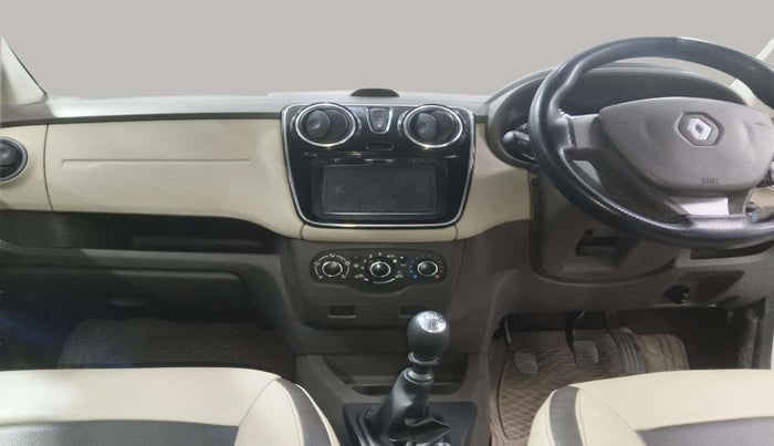 2017 Renault Lodgy 110 PS RXL STEPWAY 8 STR, Diesel, Manual, 66,243 km, Air Conditioner