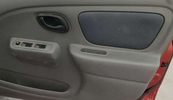 2013 Maruti Alto K10 VXI, Petrol, Manual, 63,725 km, Driver Side Door Panels Control