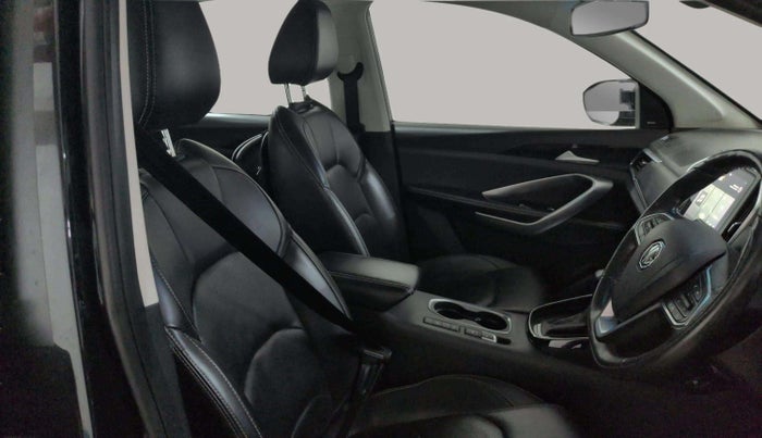 2021 MG HECTOR SHARP 1.5 DCT PETROL, Petrol, Automatic, 15,669 km, Right Side Front Door Cabin