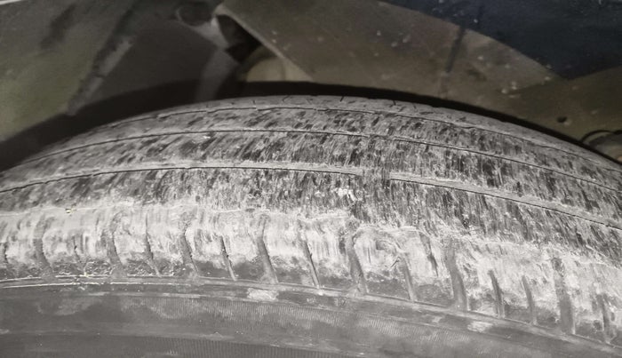 2019 Maruti Swift VDI AMT, Diesel, Automatic, 75,971 km, Right Rear Tyre Tread