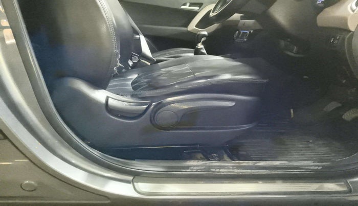 2019 Hyundai Creta SX 1.6 PETROL, Petrol, Manual, 84,646 km, Driver Side Adjustment Panel