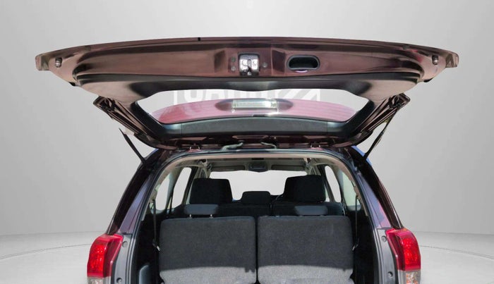 2021 Toyota Innova Crysta 2.4 VX 7 STR, Diesel, Manual, 51,576 km, Boot Door Open