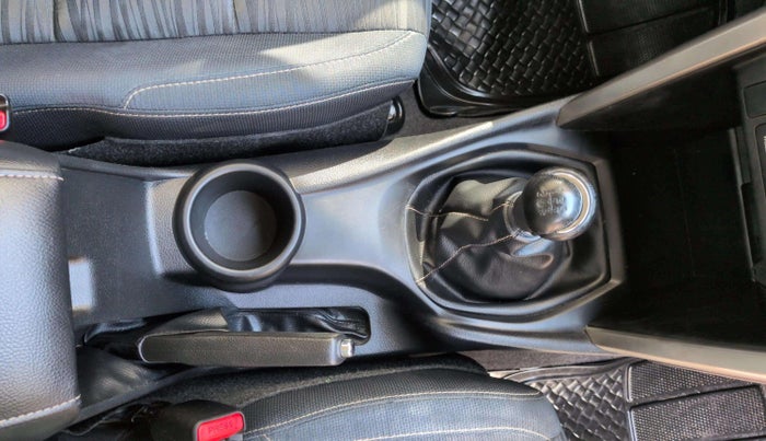 2021 Toyota Innova Crysta 2.4 VX 7 STR, Diesel, Manual, 51,576 km, Gear Lever