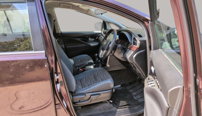 2021 Toyota Innova Crysta 2.4 VX 7 STR, Diesel, Manual, 51,576 km, Right Side Front Door Cabin