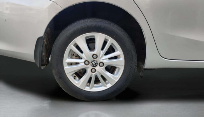 2018 Toyota YARIS VX CVT, Petrol, Automatic, 56,739 km, Right Rear Wheel