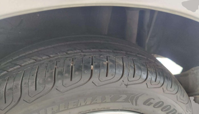 2018 Toyota YARIS VX CVT, Petrol, Automatic, 56,739 km, Left Rear Tyre Tread