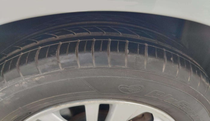 2018 Toyota YARIS VX CVT, Petrol, Automatic, 56,739 km, Right Rear Tyre Tread