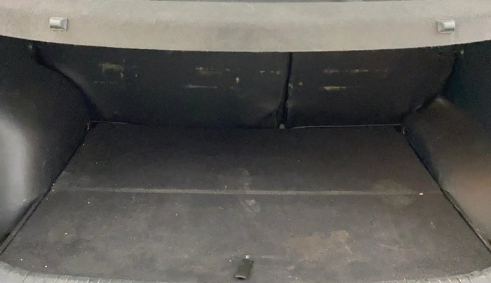 2018 Hyundai Creta SX PLUS AT 1.6 PETROL, Petrol, Automatic, 1,09,060 km, Boot Inside