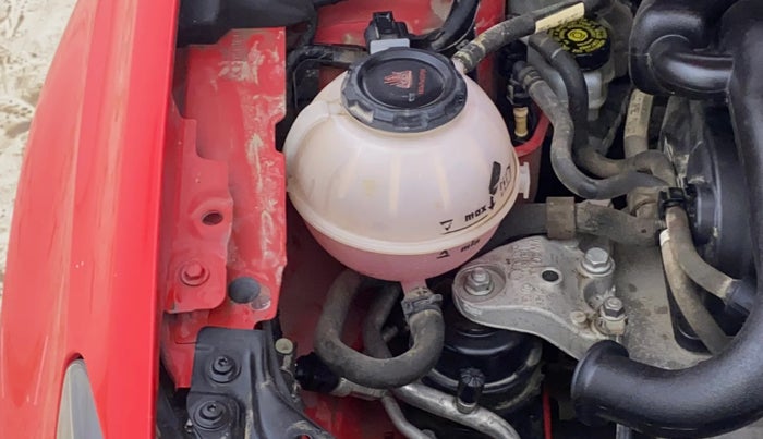 2019 Volkswagen Polo TRENDLINE 1.0L, Petrol, Manual, 66,402 km, Engine View - Right