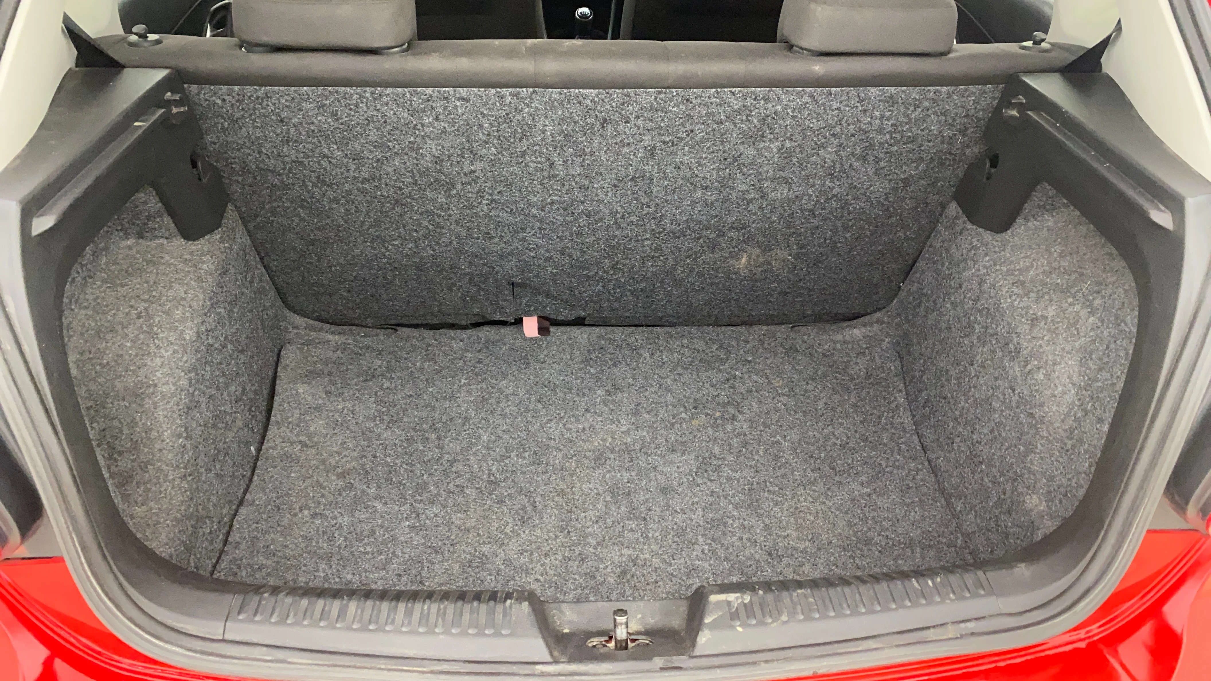 2019 Volkswagen Polo TRENDLINE 1.0L, Petrol, Manual, 66,402 km, Boot Inside