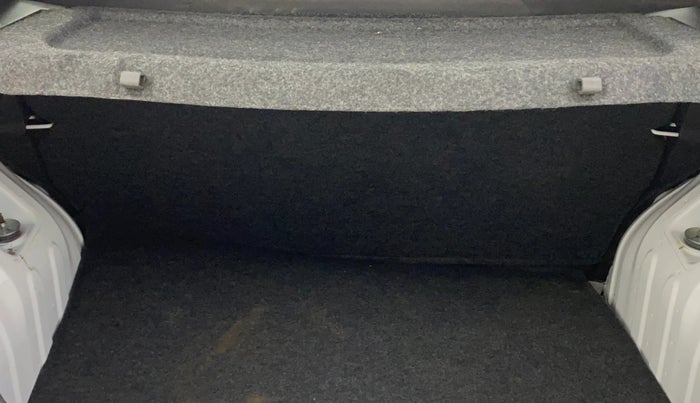 2021 Renault Kwid RXT 1.0 AMT (O), Petrol, Automatic, 12,984 km, Boot Inside