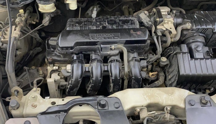 2013 Honda Brio VX MT, Petrol, Manual, 1,06,631 km, Engine View - Right