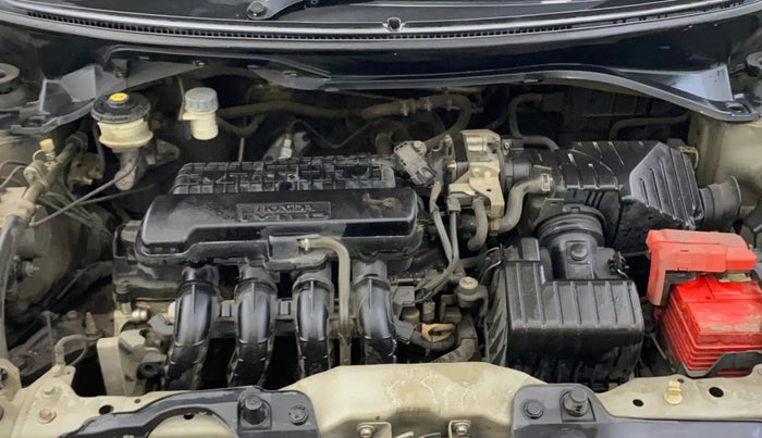 2013 Honda Brio VX MT, Petrol, Manual, 1,06,631 km, Engine View
