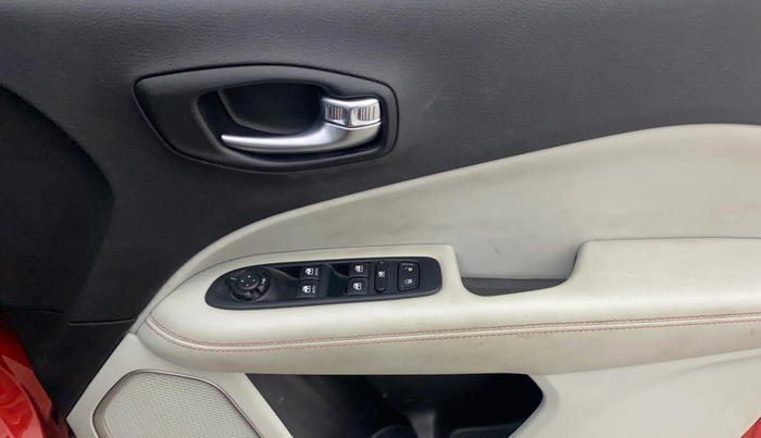 2017 Jeep Compass LIMITED (O) 1.4 PETROL AT, Petrol, Automatic, 24,783 km, Driver Side Door Panels Control