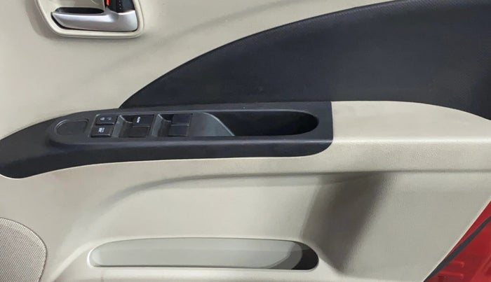 2016 Maruti Celerio VXI, Petrol, Manual, 43,180 km, Driver Side Door Panels Control