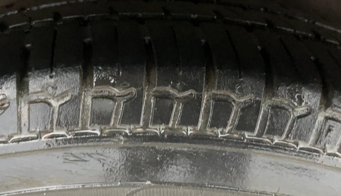 2016 Hyundai i10 MAGNA 1.1, Petrol, Manual, 34,911 km, Right Rear Tyre Tread