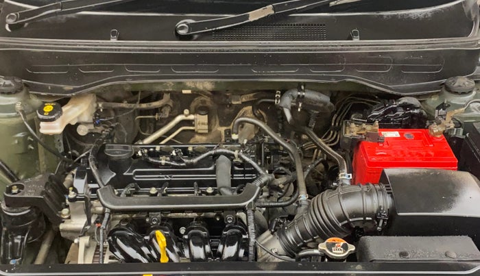 2020 Hyundai VENUE S 1.2, Petrol, Manual, 72,978 km, Engine View