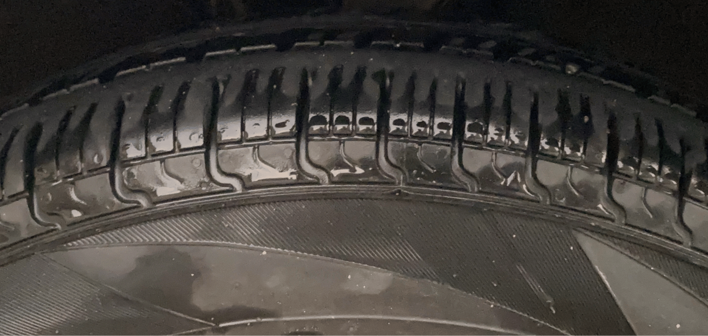 2021 Maruti Alto VXI PLUS, Petrol, Manual, 23,256 km, Left Front Tyre Tread