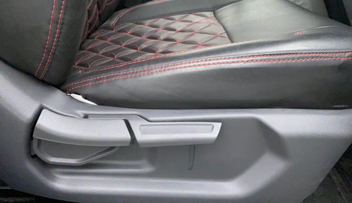 2022 Hyundai GRAND I10 NIOS SPORTZ CNG MT, CNG, Manual, 6,933 km, Driver Side Adjustment Panel