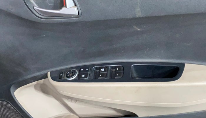 2016 Hyundai Grand i10 ASTA 1.2 KAPPA VTVT, Petrol, Manual, 55,107 km, Driver Side Door Panels Control