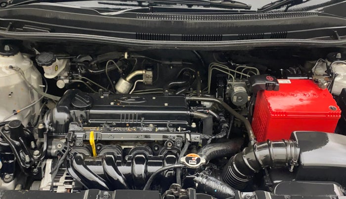 2013 Hyundai Verna FLUIDIC 1.6 VTVT SX, Petrol, Manual, 56,080 km, Engine View