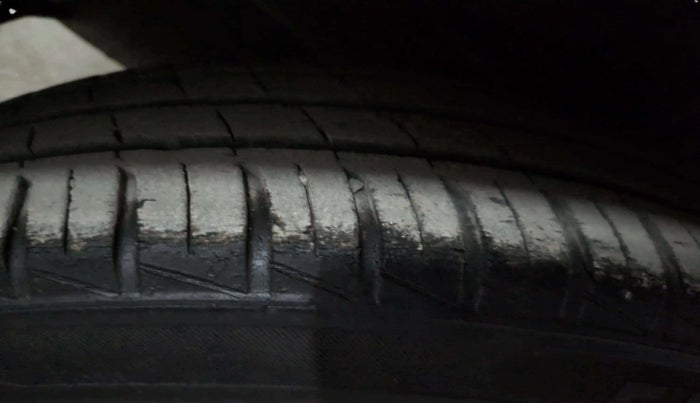 2021 Hyundai GRAND I10 NIOS ASTA 1.2 KAPPA VTVT CNG, CNG, Manual, 20,032 km, Right Rear Tyre Tread