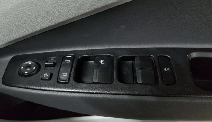 2021 Hyundai GRAND I10 NIOS ASTA 1.2 KAPPA VTVT CNG, CNG, Manual, 20,032 km, Driver Side Door Panels Control