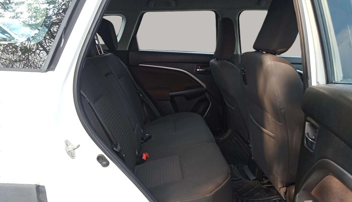 2022 Maruti BREZZA ZXI AT SMART HYBRID, Petrol, Automatic, 13,459 km, Right Side Rear Door Cabin