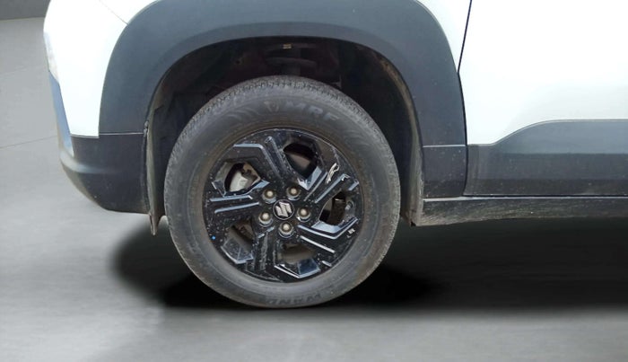 2022 Maruti BREZZA ZXI AT SMART HYBRID, Petrol, Automatic, 13,459 km, Right Rear Wheel