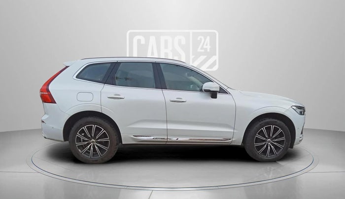 2018 Volvo XC 60 D5 INSCRIPTION, Diesel, Automatic, 74,344 km, Right Side View