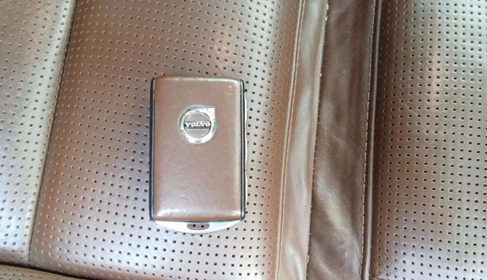 2018 Volvo XC 60 D5 INSCRIPTION, Diesel, Automatic, 74,344 km, Key Close Up