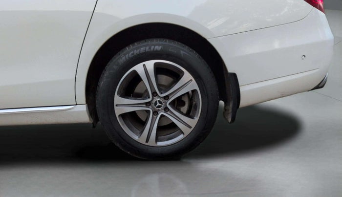 2019 Mercedes Benz E Class 200 ELEGANCE, Petrol, Automatic, 54,992 km, Left Rear Wheel