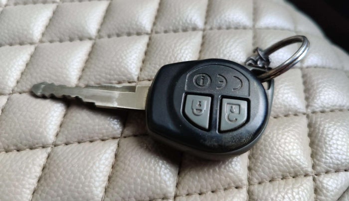 2020 Maruti Dzire VXI, Petrol, Manual, 48,632 km, Key Close Up