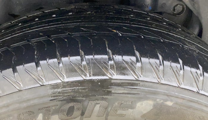 2021 Tata Safari XZA, Diesel, Automatic, 28,091 km, Right Rear Tyre Tread