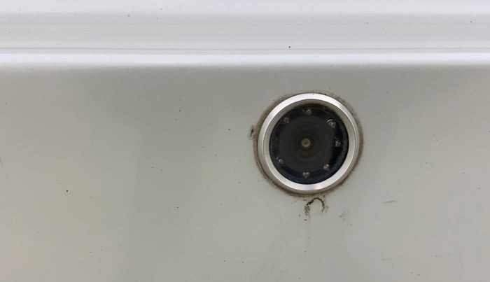 2016 Maruti Swift VXI, Petrol, Manual, 1,10,435 km, Parking Camera