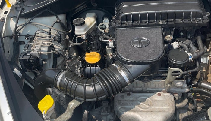 2018 Tata Tiago XZA PETROL, Petrol, Automatic, 43,728 km, Engine View - Right