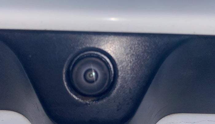 2021 Jeep Compass LIMITED (O) 2.0 DIESEL 4X4 AT, Diesel, Automatic, 1,09,401 km, Parking Camera