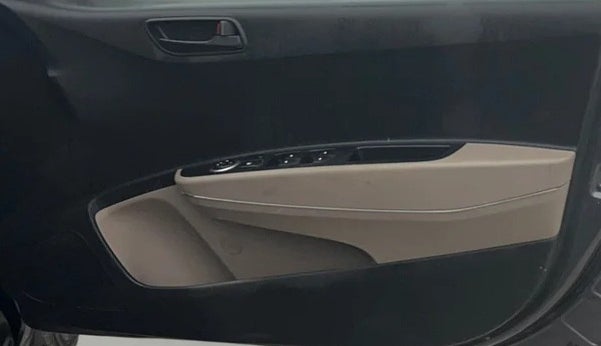 2017 Hyundai Grand i10 MAGNA 1.2 KAPPA VTVT, Petrol, Manual, 26,428 km, Driver Side Door Panels Control