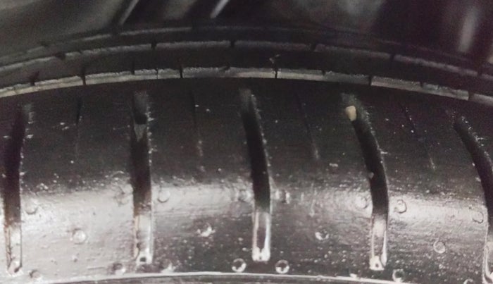 2019 Honda BR-V 1.5L I-VTEC S, CNG, Manual, 71,102 km, Left Rear Tyre Tread