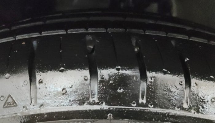 2019 Honda BR-V 1.5L I-VTEC S, CNG, Manual, 71,102 km, Left Front Tyre Tread