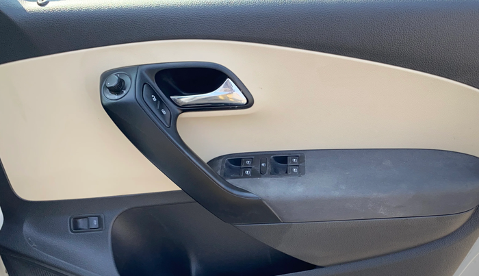 2021 Skoda Rapid AMBITION AT TSI, Petrol, Automatic, 59,784 km, Driver Side Door Panels Control