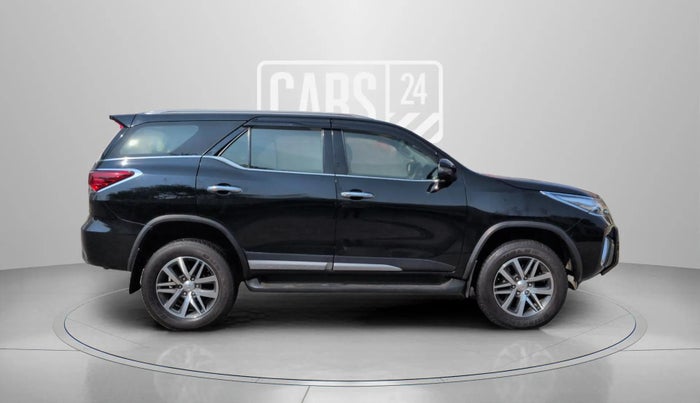 2019 Toyota Fortuner 2.8 4X4 MT, Diesel, Manual, 26,234 km, Right Side View
