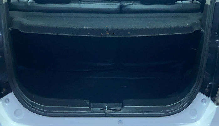 2013 Maruti Wagon R Stingray LXI, Petrol, Manual, 52,145 km, Boot Inside