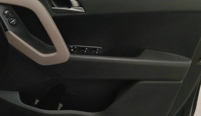 2018 Hyundai Creta SX PLUS 1.6 DIESEL, Diesel, Manual, 1,32,377 km, Driver Side Door Panels Control