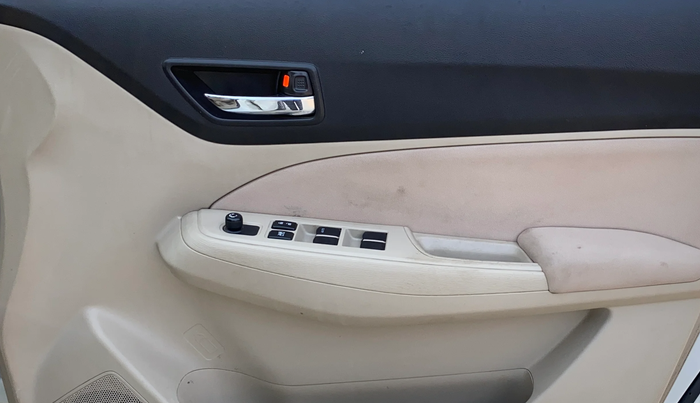 2018 Maruti Dzire VXI AMT, Petrol, Automatic, 58,306 km, Driver Side Door Panels Control