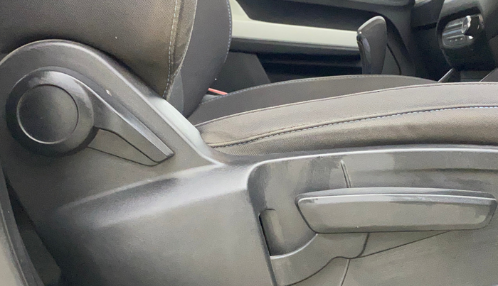 2023 Tata PUNCH CREATIVE  AMT, Petrol, Automatic, 27,582 km, Driver Side Adjustment Panel