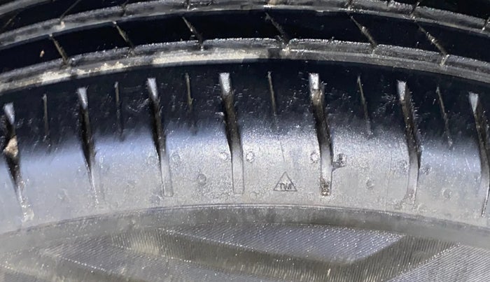 2023 Tata PUNCH CREATIVE  AMT, Petrol, Automatic, 27,582 km, Right Rear Tyre Tread