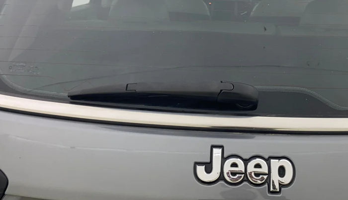 2018 Jeep Compass LIMITED (O) 2.0 DIESEL, Diesel, Manual, 1,21,014 km, Rear Wiper